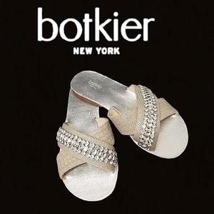 Botkier New York ALANA Linen & Crystal Jeweled Slide Sandals NWT